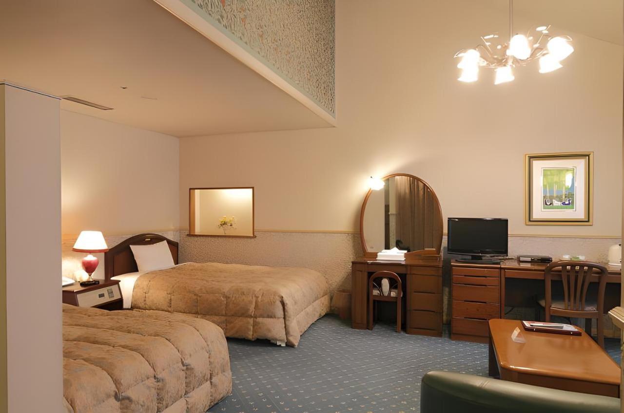 New Sunpia Tsuruga Hotell Eksteriør bilde