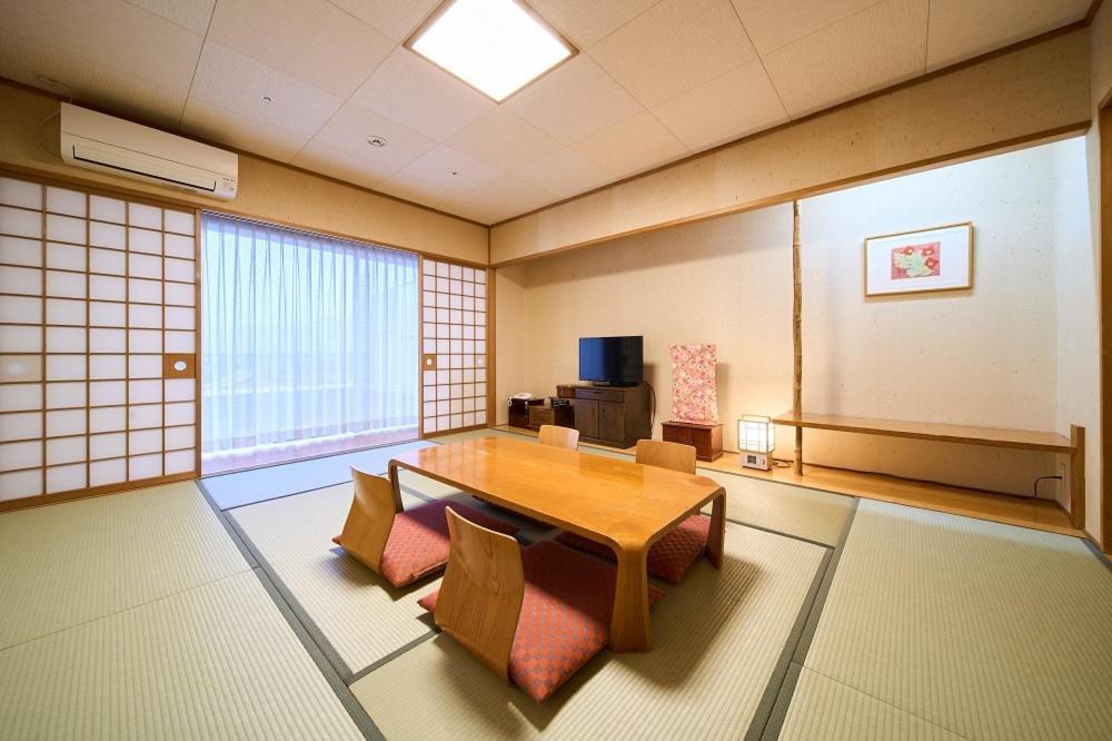 New Sunpia Tsuruga Hotell Eksteriør bilde