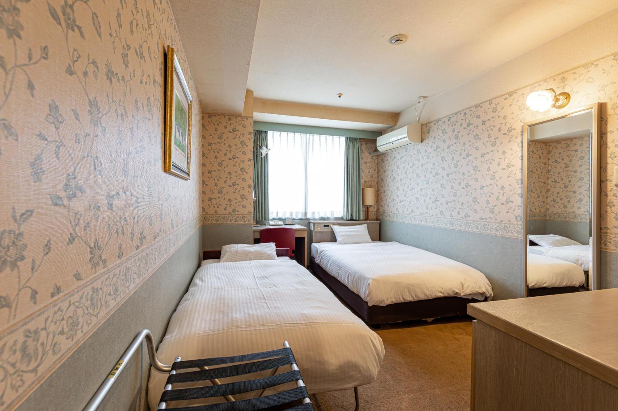 New Sunpia Tsuruga Hotell Eksteriør bilde